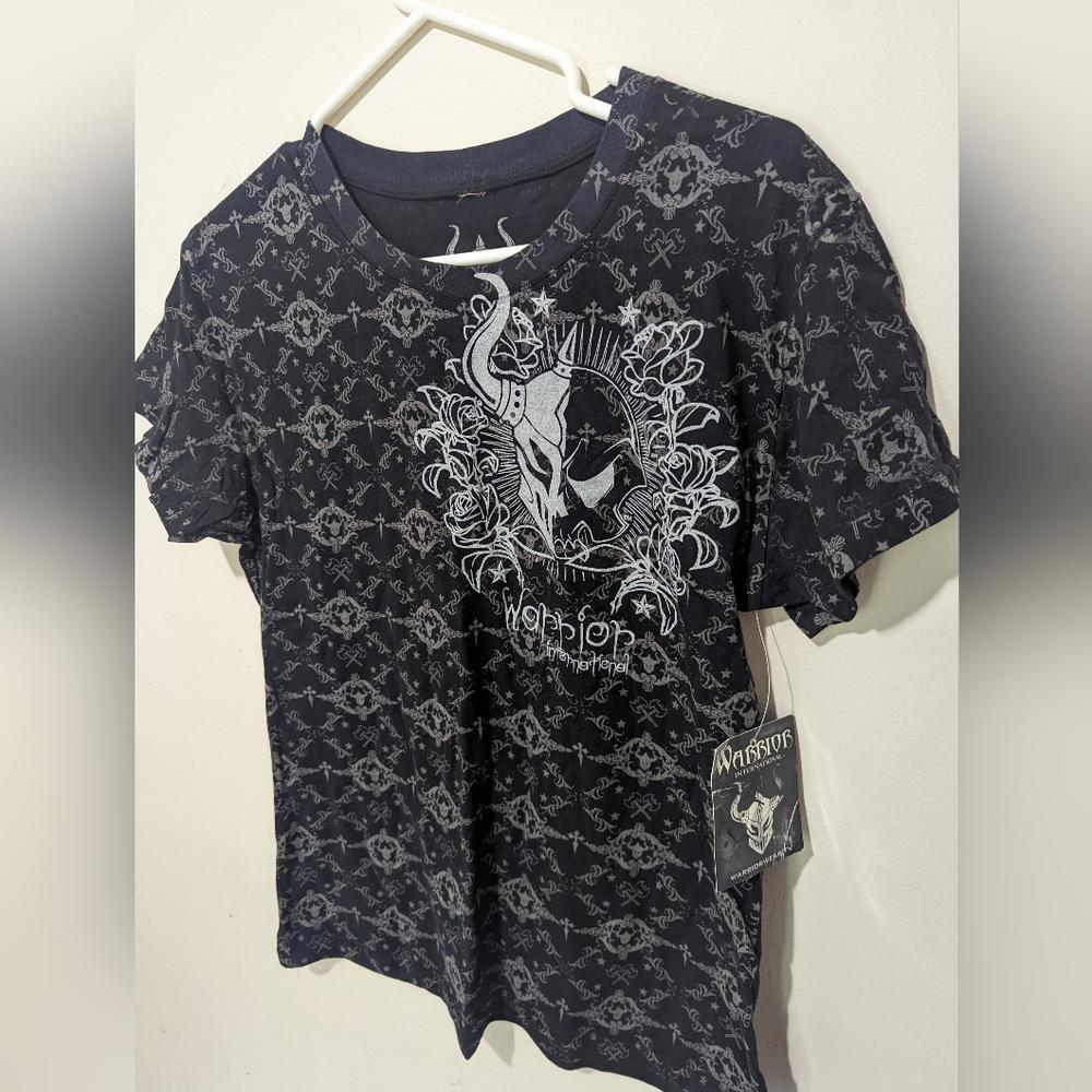 Warrior International XL black t-shirt